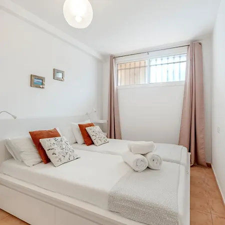 Апартаменты Beautifull Residencial Albatros By Paramount Holidays Адехе